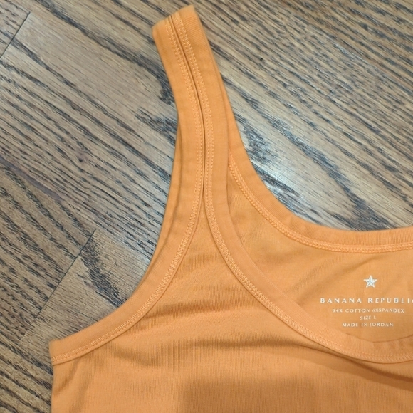 Banana Republic Orange Scoop Neck Sleeveless Tank Top - Picture 3 of 4